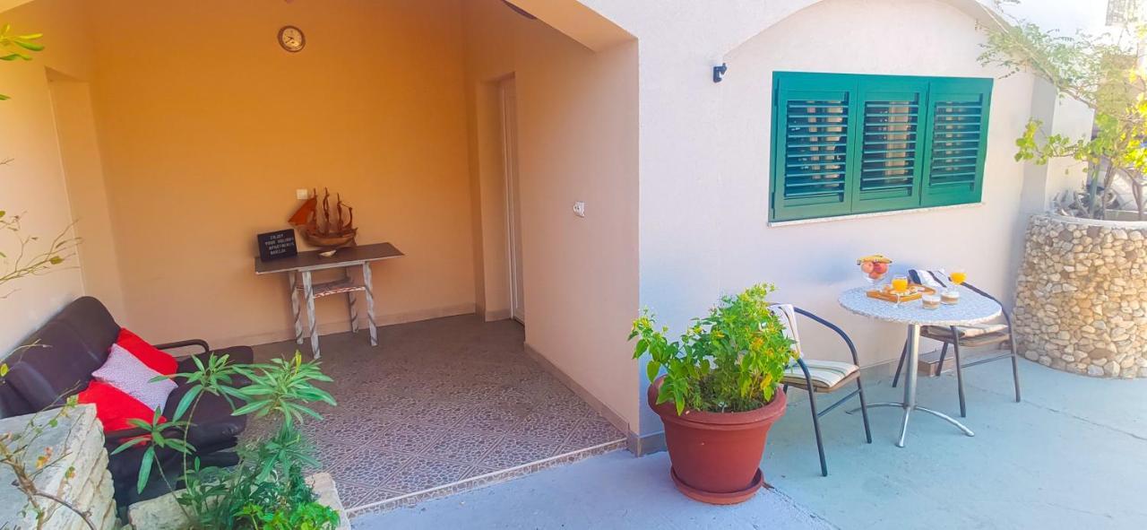 Apartments Marija คาร์โลบัก ภายนอก รูปภาพ