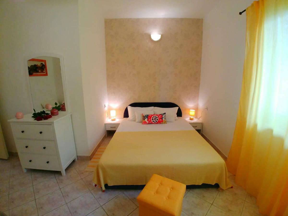 Apartments Marija คาร์โลบัก ภายนอก รูปภาพ